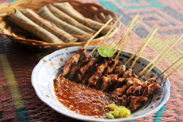 Makanan Khas Lombok Yang Nikmat Dan Lezat