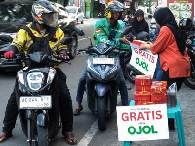 Solidaritas Asia Tenggara: Kirim Makanan Untuk Driver Indonesia