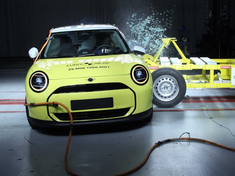 Mini Cooper Raih Bintang 5 Di Uji Tabrak Euro NCAP