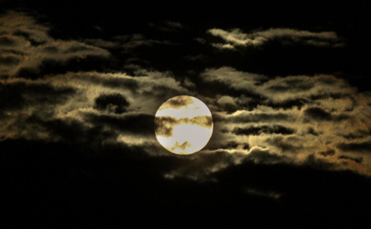 Supermoon 5 Desember 2025 Terang Maksimal Di Langit Indonesia