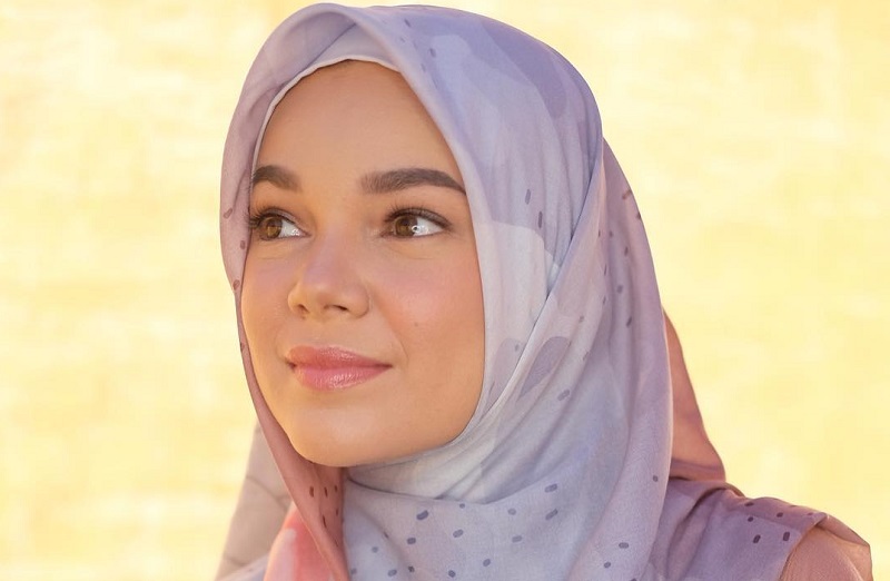 Dewi Sandra, Sosok Artis Yang Menginspirasi Banyak Orang