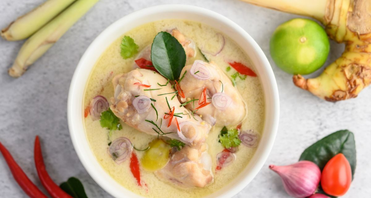 Sup Ayam Makaroni Menu Sehat dan Hangat di Musim Hujan