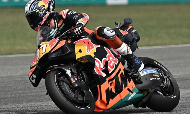 Pedro Acosta Jatuh di Tikungan Terakhir MotoGP Catalunya 2026