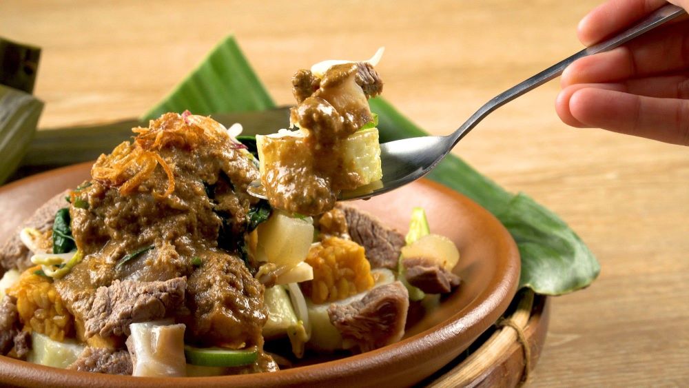 Hidangan Rujak Cingur Yang Khas Dari Indonesia