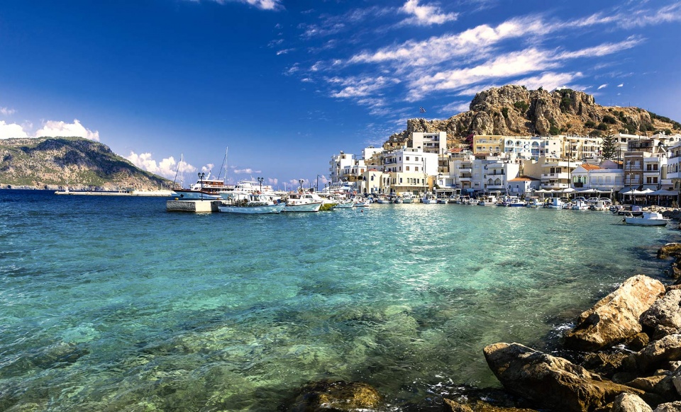 Karpathos, Pulau Cantik Menyatukan Keaslian & Kedamaian Alam