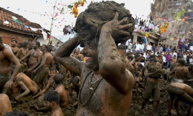 Festival Gorehabba Perayaan Unik Desa Gumaputra