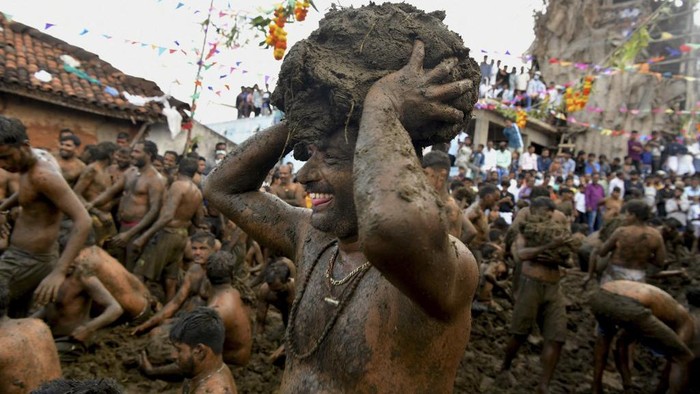 Festival Gorehabba Perayaan Unik Desa Gumaputra