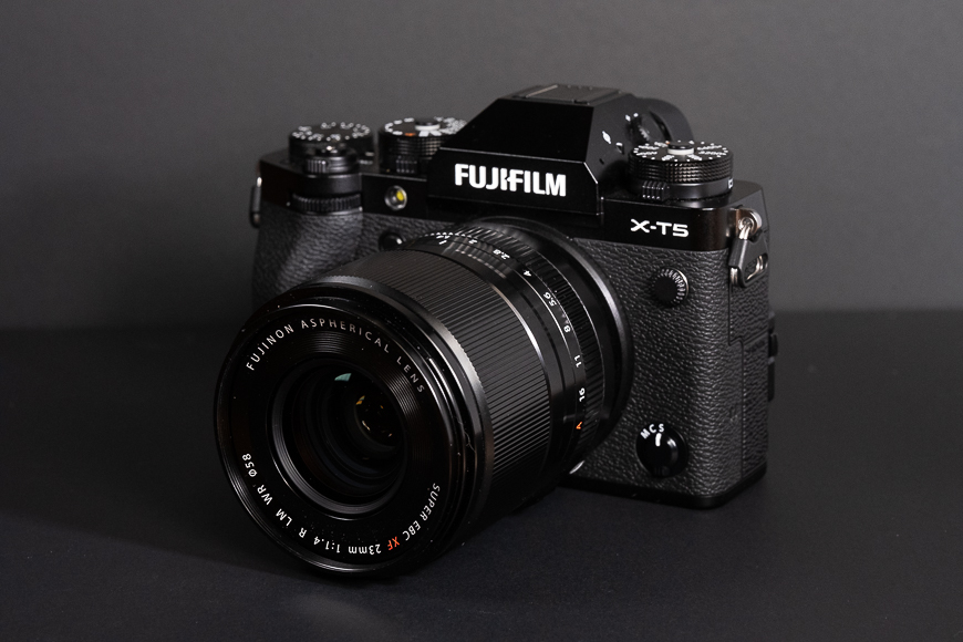 Kamera Mirrorless Terbaik Untuk Anda Yang Masih Pemula
