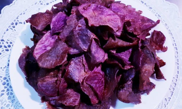 Keripik Ubi Ungu, Cemilan Lezat Dengan Warna Menarik