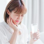 Cara Mengatasi Gigi Yang Kerap Ngilu, Ini Tips Mudahnya