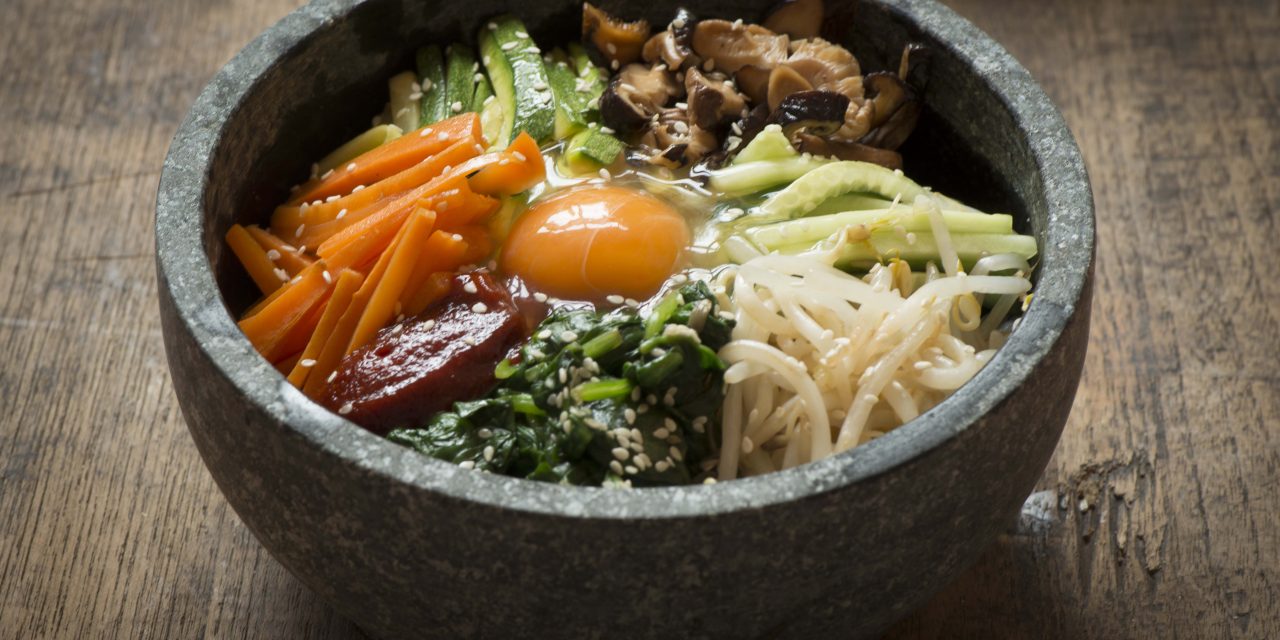 Makanan Bibimbap Hidangan Korea Penuh Warna Dan Gizi